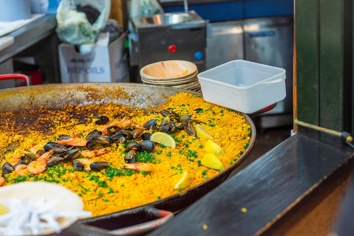 borough market paella backpacking london