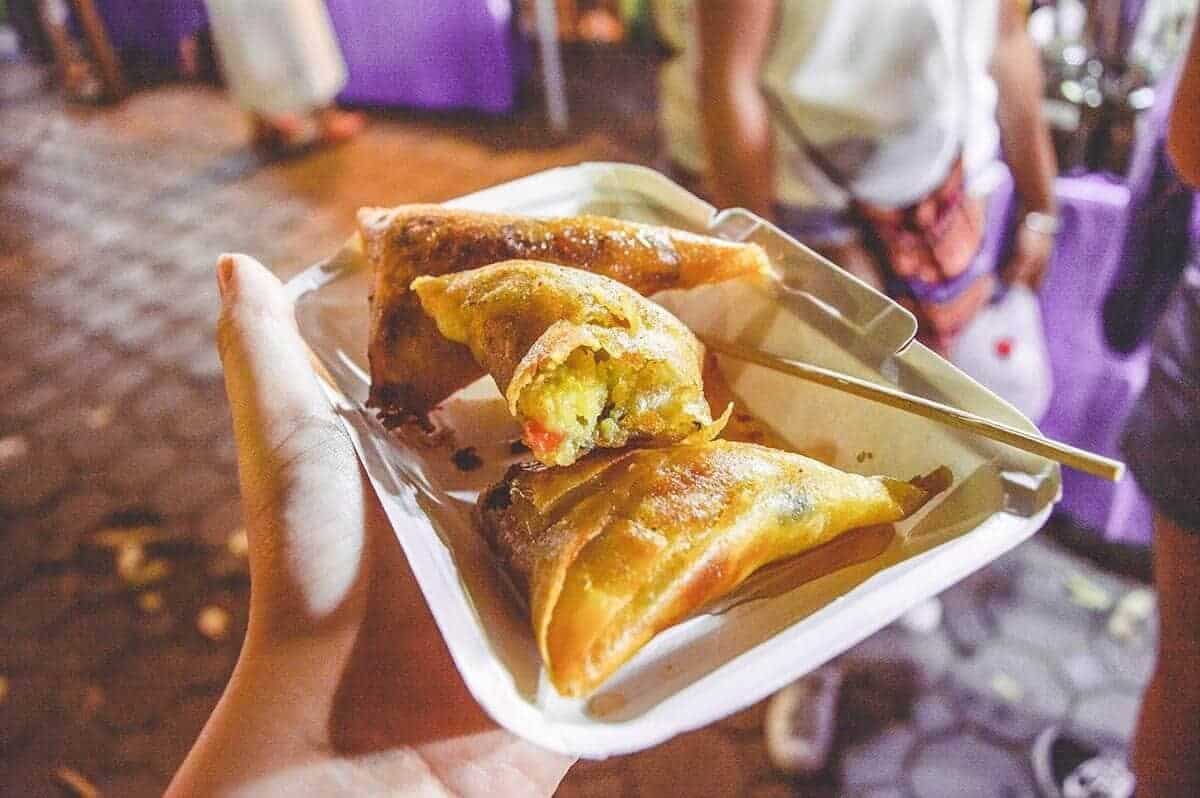 street food samosas cheap eats in chiang mai