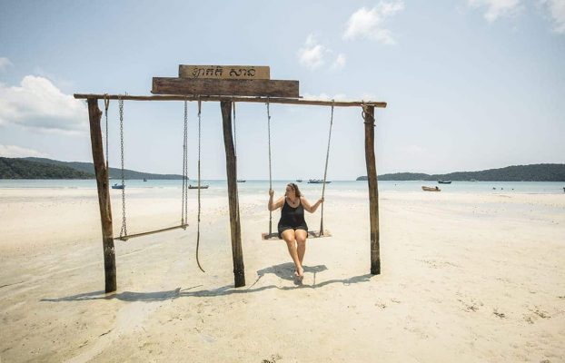 best hostels on koh rong samloem and best hostels on koh rong