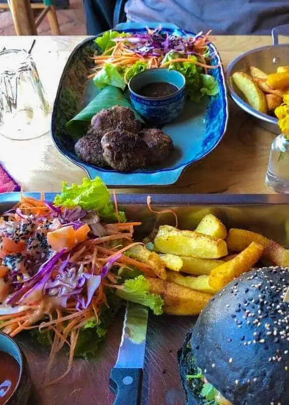 Where To Eat In Luang Prabang: Restaurants You Need To Try 21 cheap food from bouang best cafes luang prabang