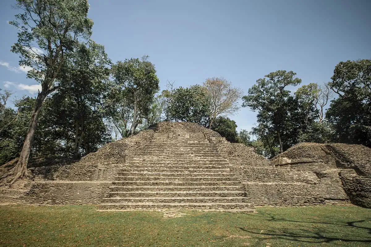 Cahal Pech Mayan Ruins In San Ignacio: A Hidden Gem Away from the Crowds 7 exploring the incredible cahal pech mayan ruins in san ignacio