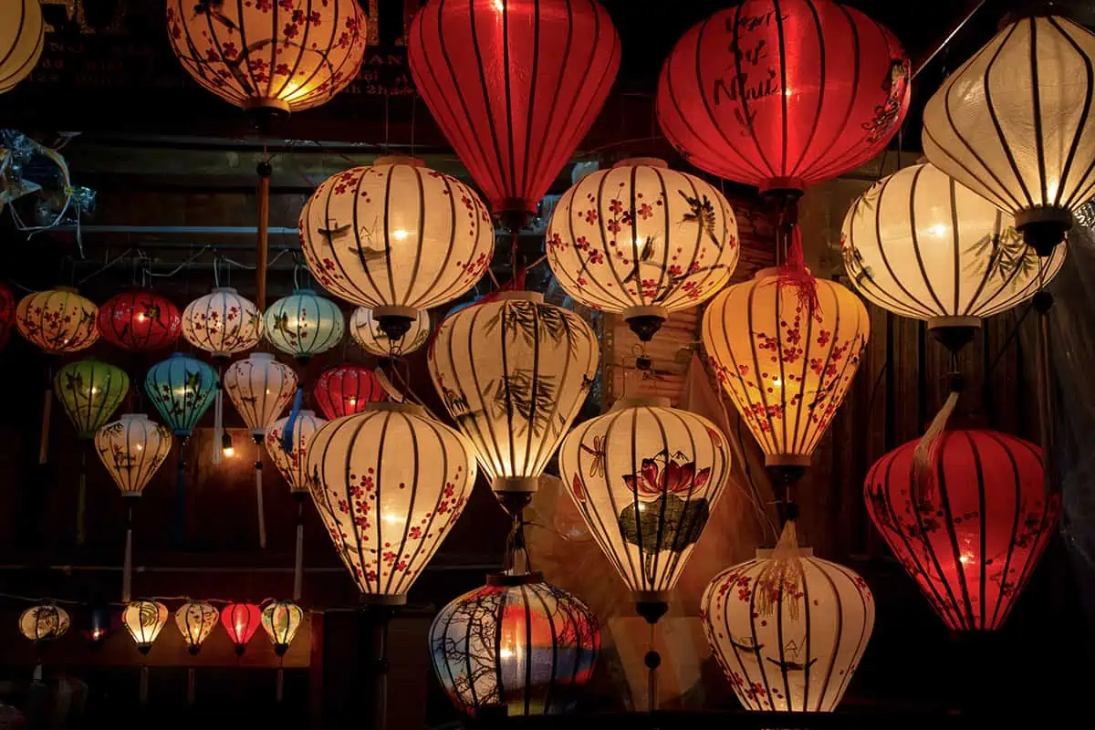 How To Travel From Da Nang To Hoi An On A Budget 56 beautiful laterns hanging up in hoi an