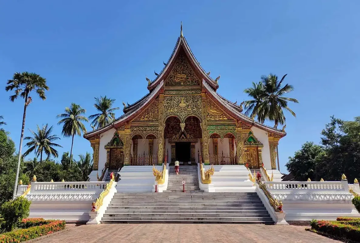 wat mai suwannaphumaham luang prabang
