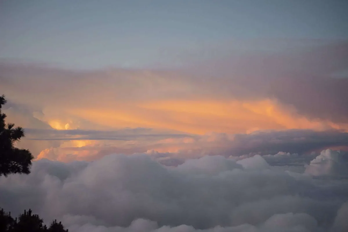 Acatenango Volcano Hike Difficulty: My Honest Experience 40 sunrise from the acatenango volcano trek