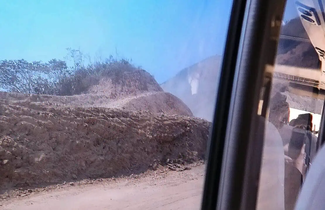Luang Prabang To Vang Vieng: Train, Bus Or Shuttle? 31 dirt highway luang prabang to vang vieng