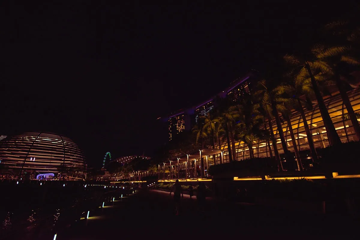 Spectra Light Show Singapore: Times, Best Views & Tips 15 Along Bayfront in Singapore with the Shoppes lit up at night