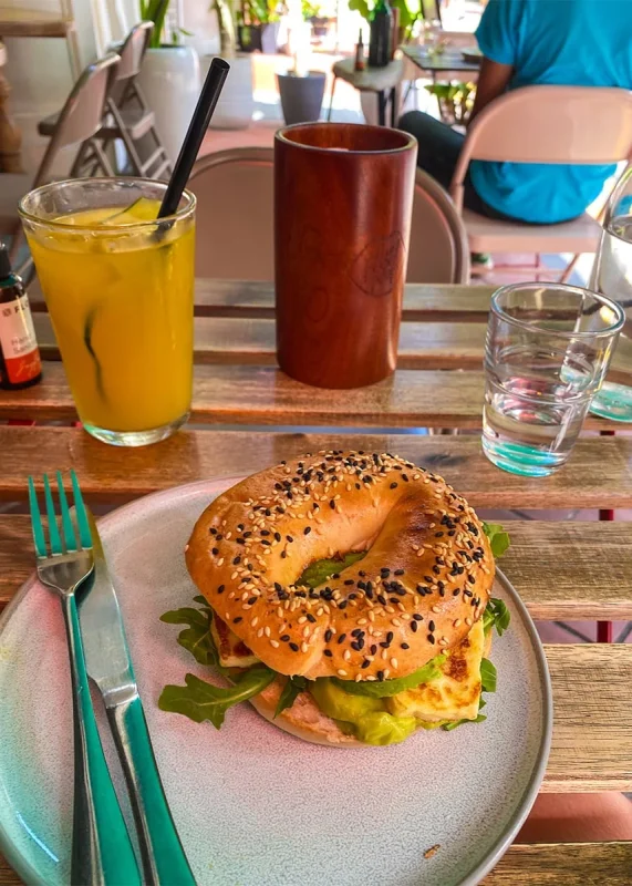 The Perfect 3 Days In Singapore Itinerary For First-Time Visitors 41 Bagel and juice from The Food Peps in Chinatown Singapore